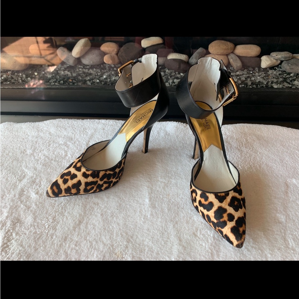 Michael Kors Leopard Print Ankle Strap Heels – Size 9